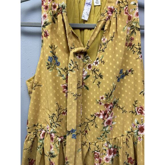 Francesca’s Alya Blouse Tank Top Womens XS Gold Floral Swiss Dot Boho Ruffle - Picture 5 of 9